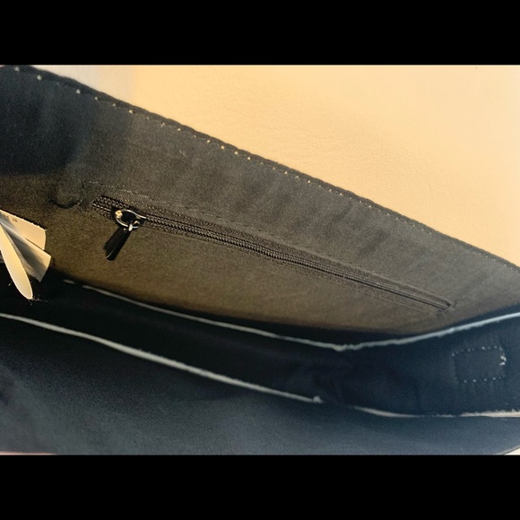 Rare Disney Snow White Evil Queen Book Purse - Picture 3 of 9